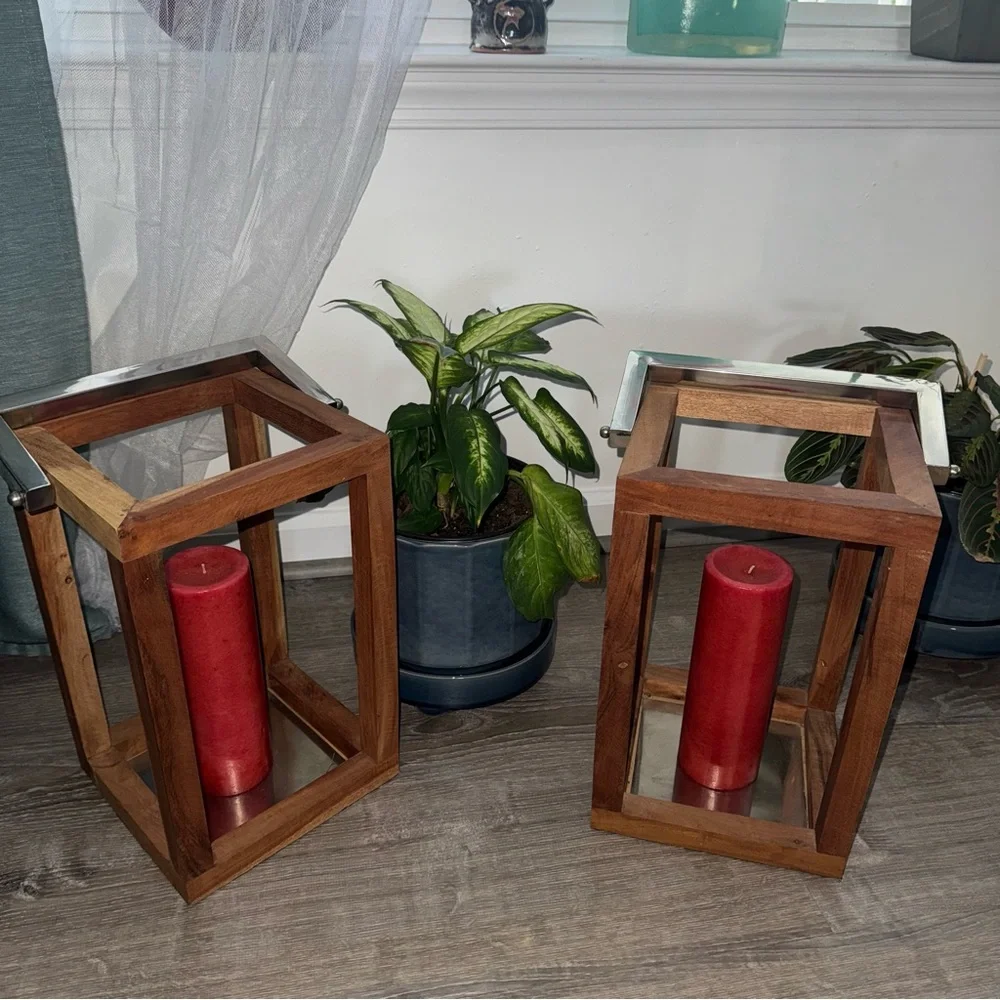 Set of Two Wooden Lanterns Metal Handles Rustic Farmhouse Garden
